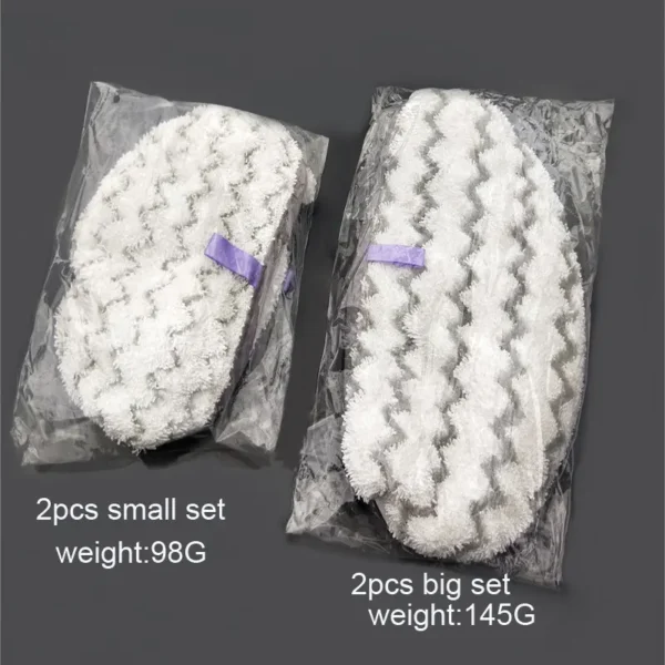 dual-type-microfiber-scrubbing-strips-mop-pad Close-up of built-in scrubbing strips on Bissell 1940 mop pad for tough stain removal